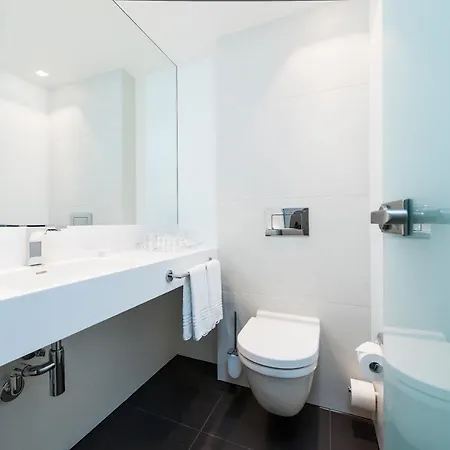 Hotell First Grims Grenka