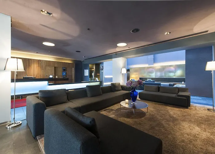 Hotell First Grims Grenka 4*