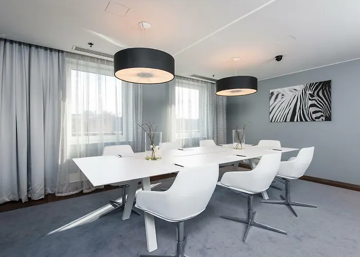 Hotell First Grims Grenka