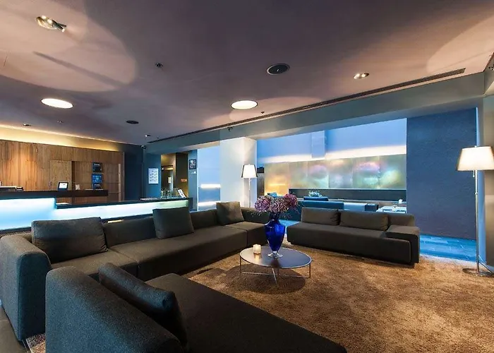 First Grims Grenka Hotell