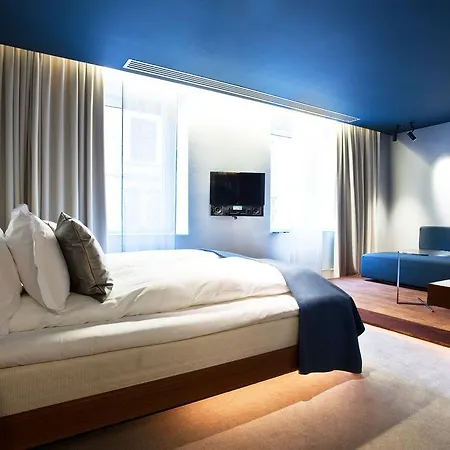First Grims Grenka Hotell 4*