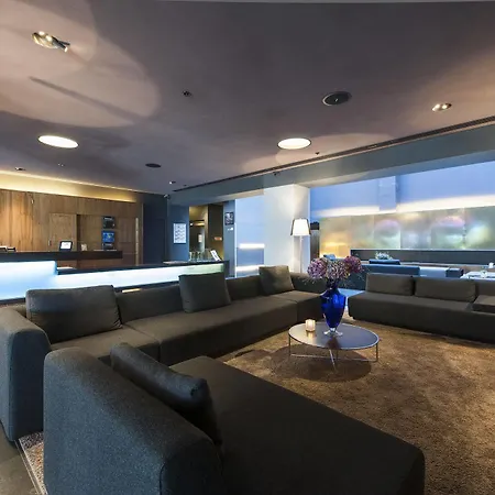 Hotell First Grims Grenka 4*